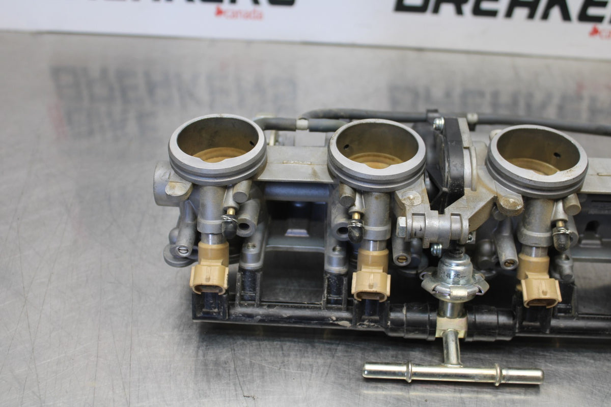 15-17 YAMAHA YZF R1 MAIN FUEL INJECTORS / THROTTLE BODIES BB190