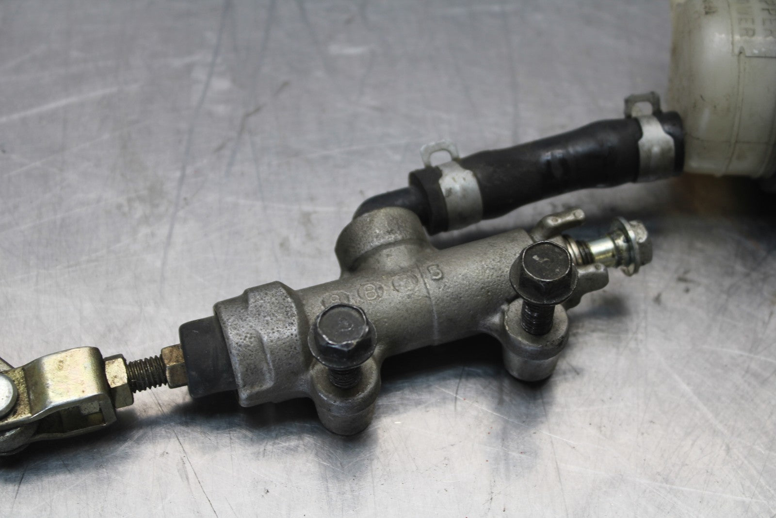 03-08 KAWASAKI VULCAN 1600 REAR BACK BRAKE MASTER CYLINDER W RESERVOIR BB196