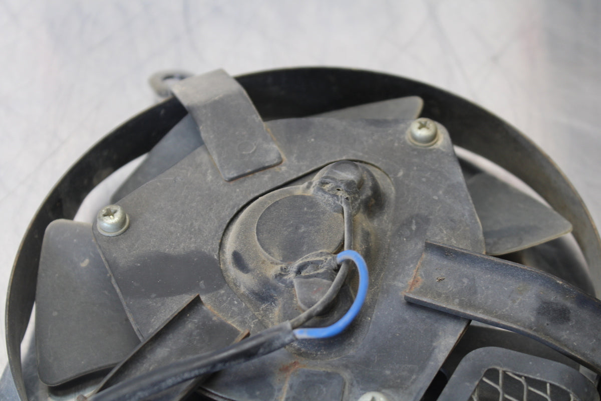 01-03 SUZUKI GSXR600 ENGINE RADIATOR COOLING FAN BB145