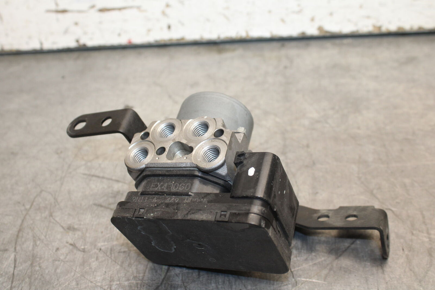 19-22 KAWASAKI Z400 ABS PUMP UNIT MODULE BB738