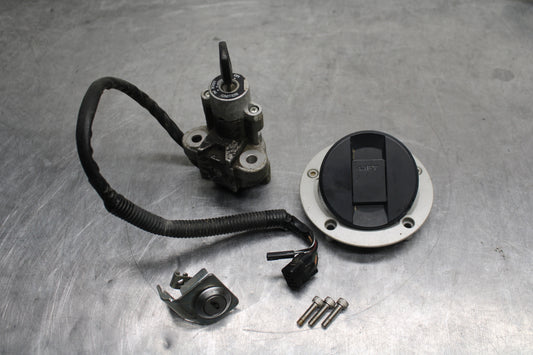 13-16 SUZUKI BANDIT 1250S ABS IGNITION LOCK KEY SET W/ GAS CAP & SEAT LOCK BB134