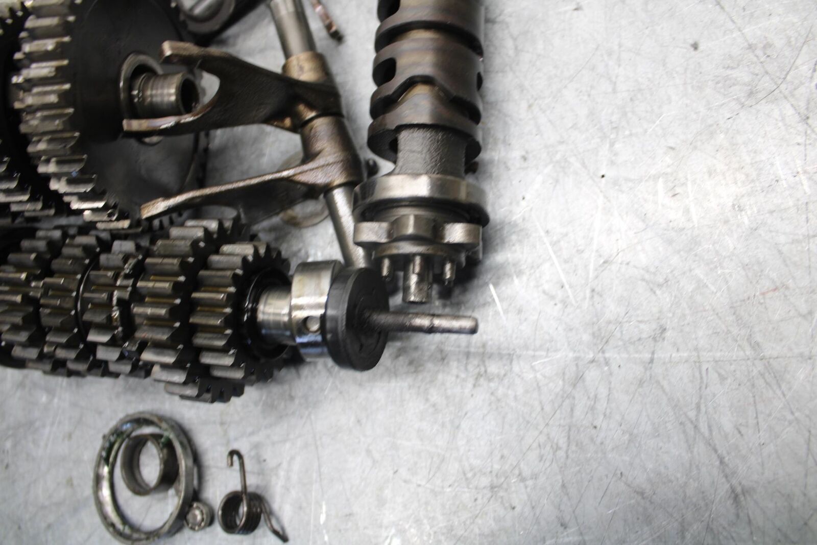 2007 Suzuki GSXR600 ENGINE MOTOR TRANSMISSION TRANNY GEARS 24120-01H00 BB540