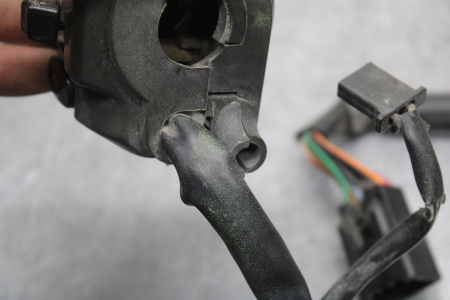 06-07 KAWASAKI NINJA ZX10R LEFT CLIP ON HORN SIGNALS SWITCH SWITCHES  BB115