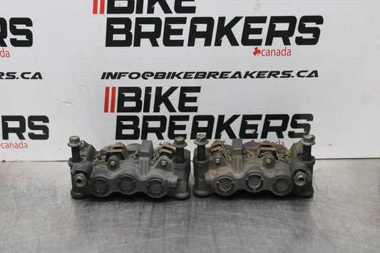 07-08 YAMAHA YZF R1 RIGHT LEFT FRONT BRAKE CALIPER SET PAIR CALIPERS BB771