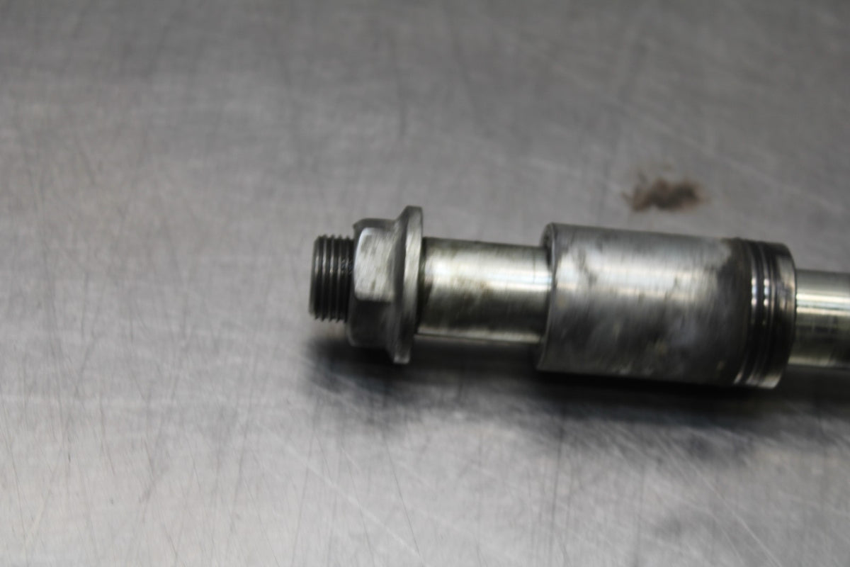 02 KAWASAKI VULCAN 800 VN800B CLASSIC FRONT WHEEL RIM AXLE PIVOT BOLT BB862