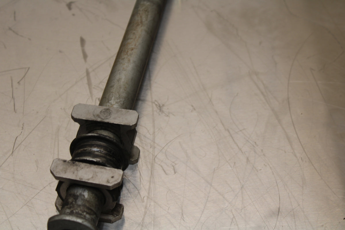 07-12 HONDA CBR600RR REAR AXLE BACK WHEEL  PIVOT BOLT AXEL 42301-MEE-D00  BB135