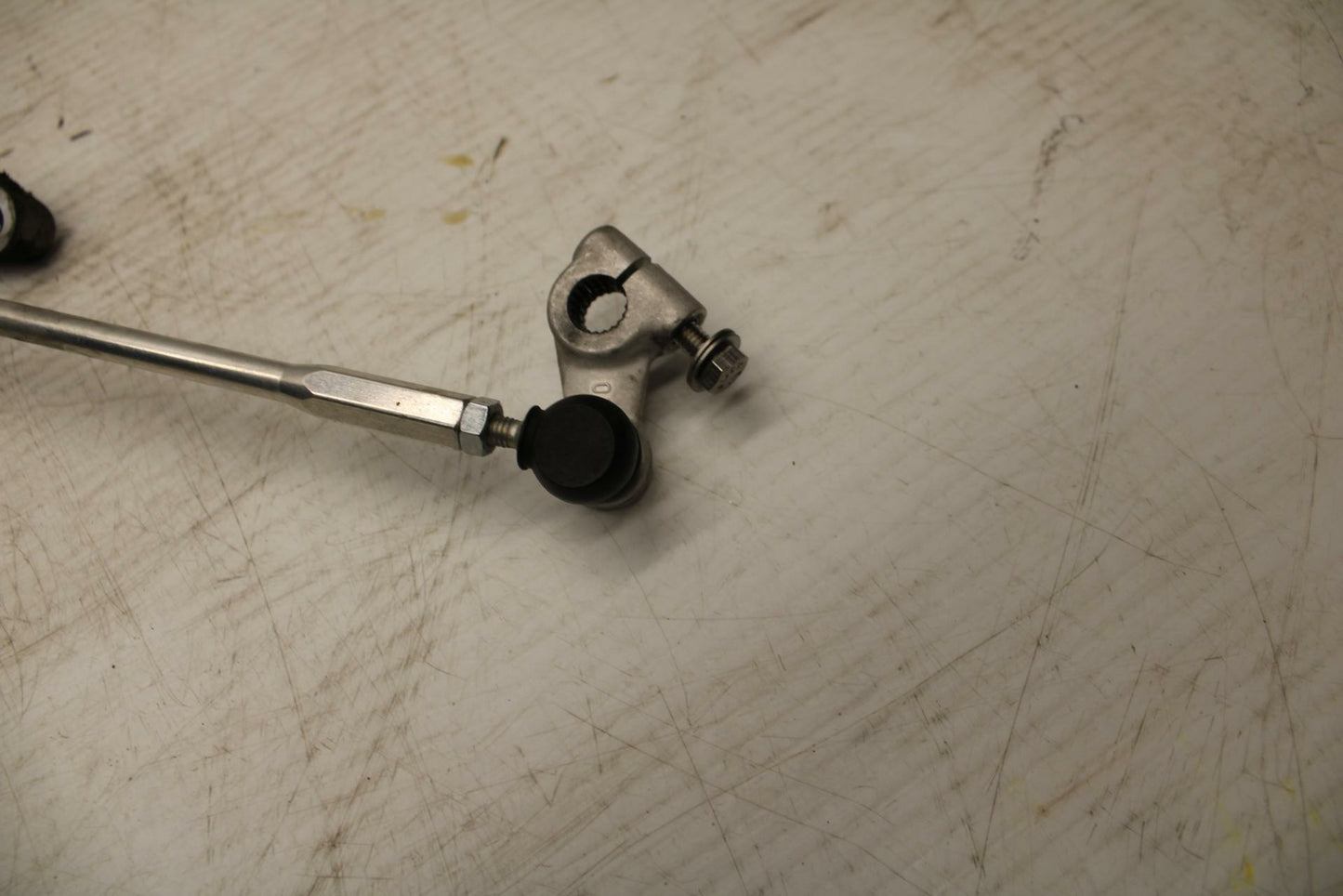 11-17 SUZUKI GSXR750 SHIFTER LINKAGE SHIFT LINK PEDAL BB306