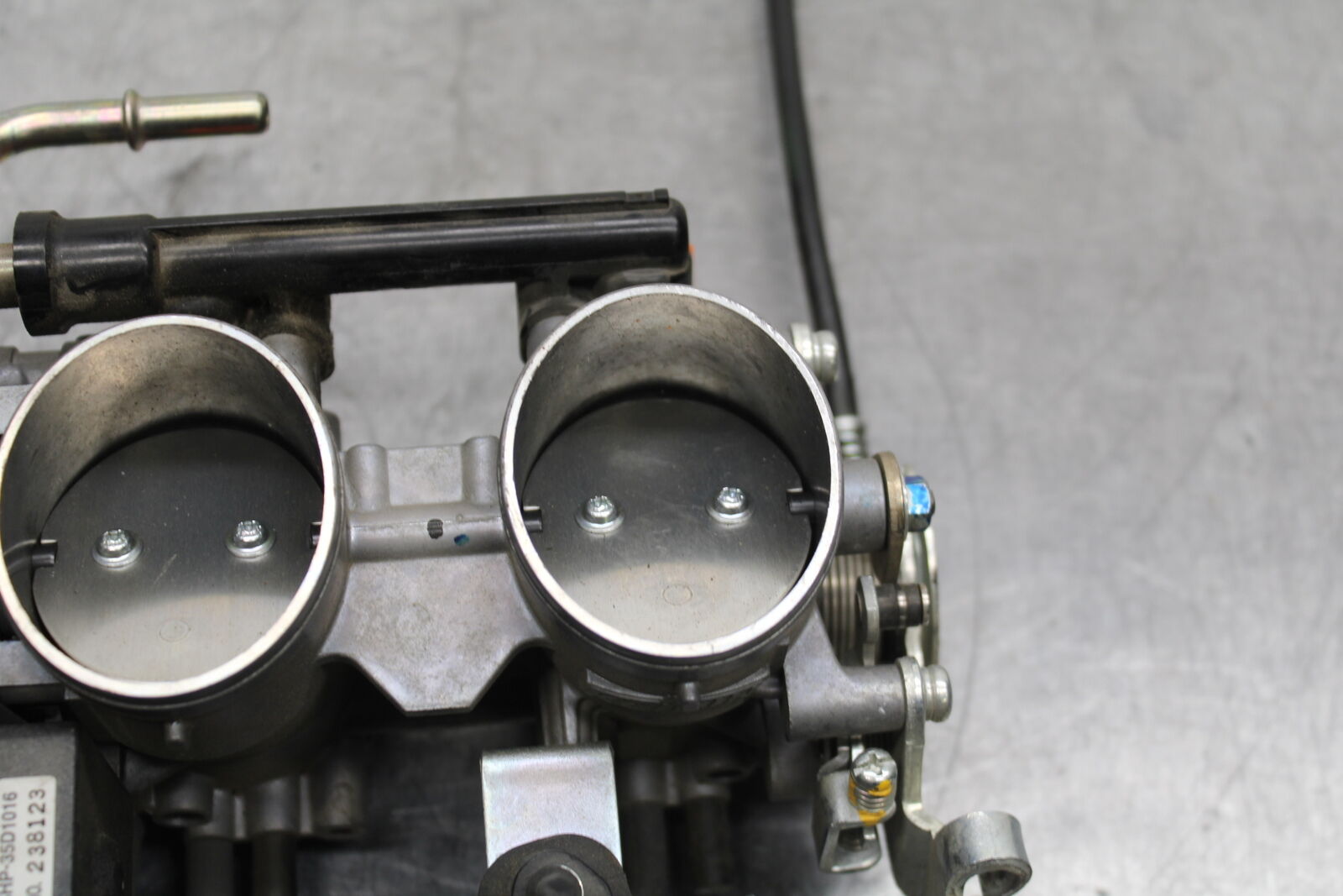 13-17 KAWASAKI NINJA ZX6R ZX636E MAIN FUEL INJECTORS / THROTTLE BODIES BB735