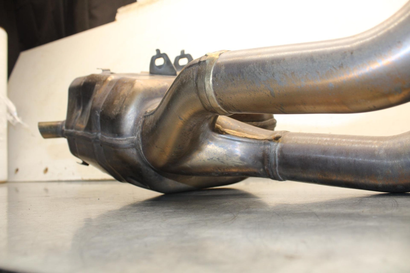 20-23 APRILIA RS660 EXHAUST HEADERS W HONEYCOMB MUFFLER  BB643