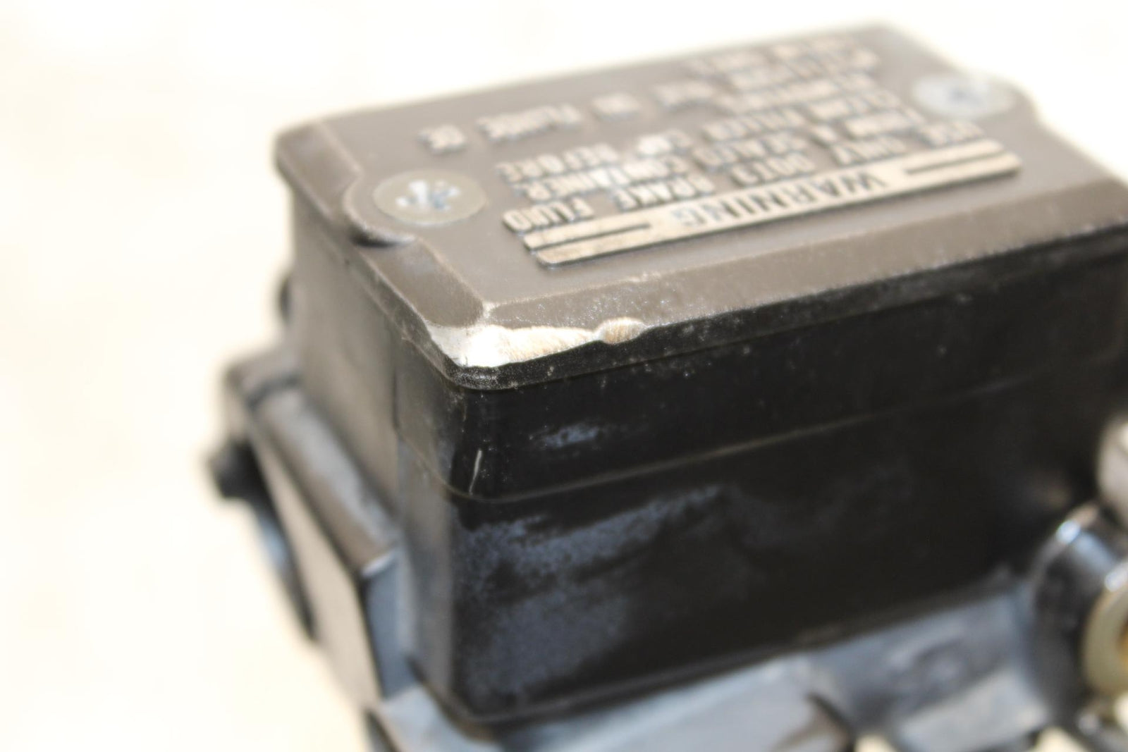 00-01 KAWASAKI ZZR600 HYDRAULIC CLUTCH MASTER CYLINDER w/ LEVER BB568