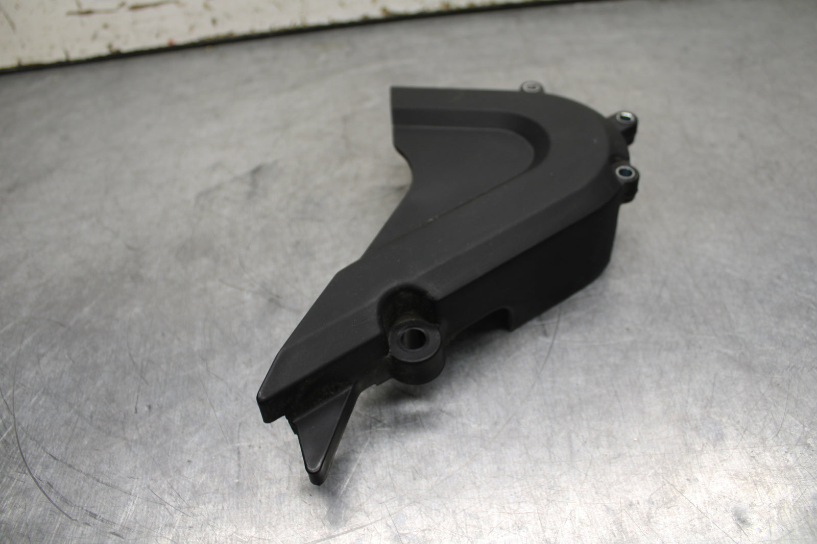 17-24 KTM 390 DUKE ENGINE SPROCKET COVER BB734