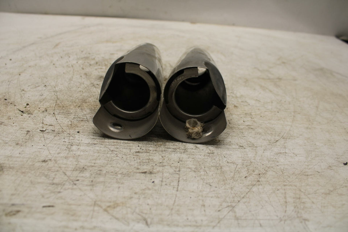 06-21 KAWASAKI VULCAN 900 FRONT FORK UPPER COVER TOP GUARD SHIELD COWL BB363 