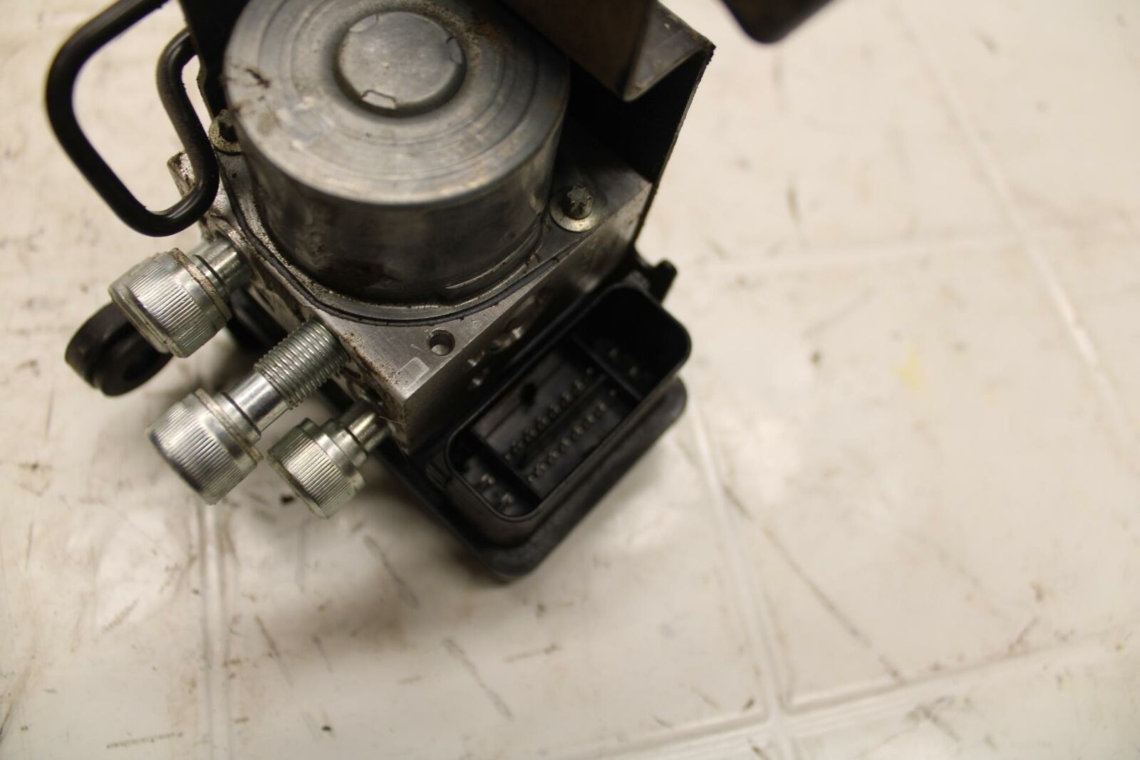 19-20 KAWASAKI NINJA ZX6R ABS PUMP UNIT MODULE BB407