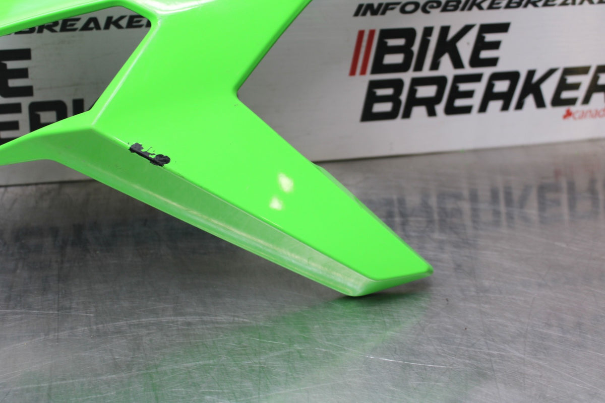 24-25 KAWASAKI NINJA ZX4R LEFT MID UPPER SIDE FAIRING COWL PLASTIC BB827