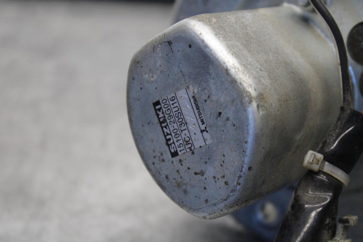 04-05 SUZUKI GSXR600 FUEL PUMP GAS PETROL SENDER UNIT 15100-29G00 BB658