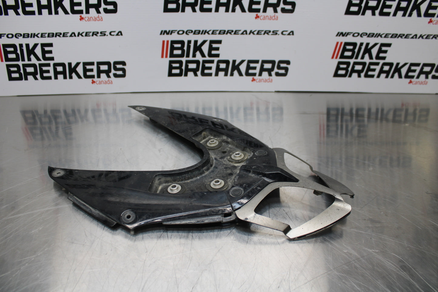 11 SUZUKI GSXR1000 REAR BACK TAIL UNDERTAIL FAIRING COWL FENDER BB142