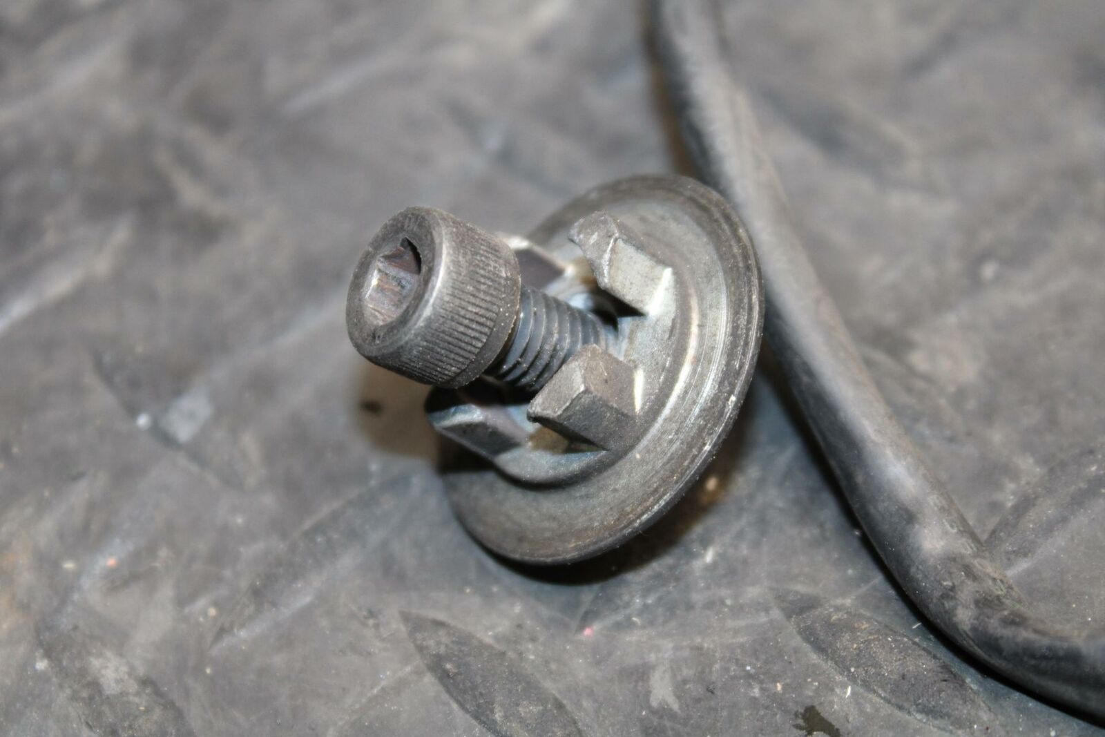 08-09 SUZUKI GSXR600 SPEED SPEEDOMETER SENSOR BB204