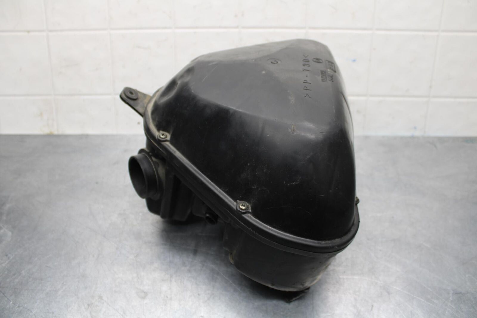 05 YAMAHA YZF R6S AIRBOX AIR INTAKE FILTER BOX BB600
