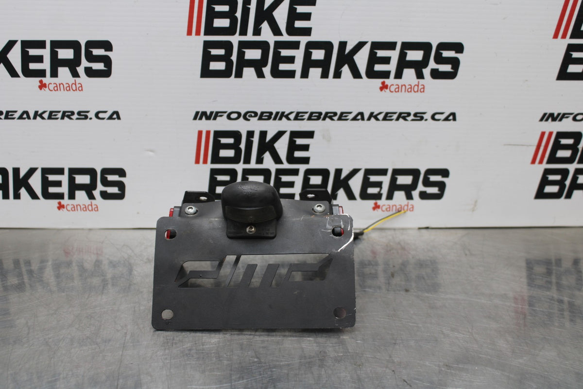 08-10 SUZUKI GSXR 600 FENDER ELIMINATOR LICENSE PLATE BRACKET & LIGHT BB765