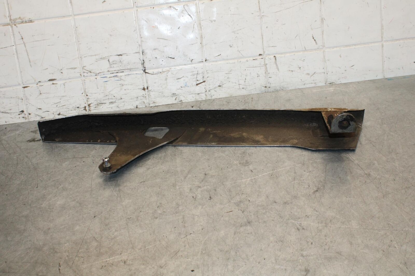 1974 Yamaha RD350 REAR BACK DRIVE CHAIN GUARD COVER SHIELD 360-22311-00-93 BB53