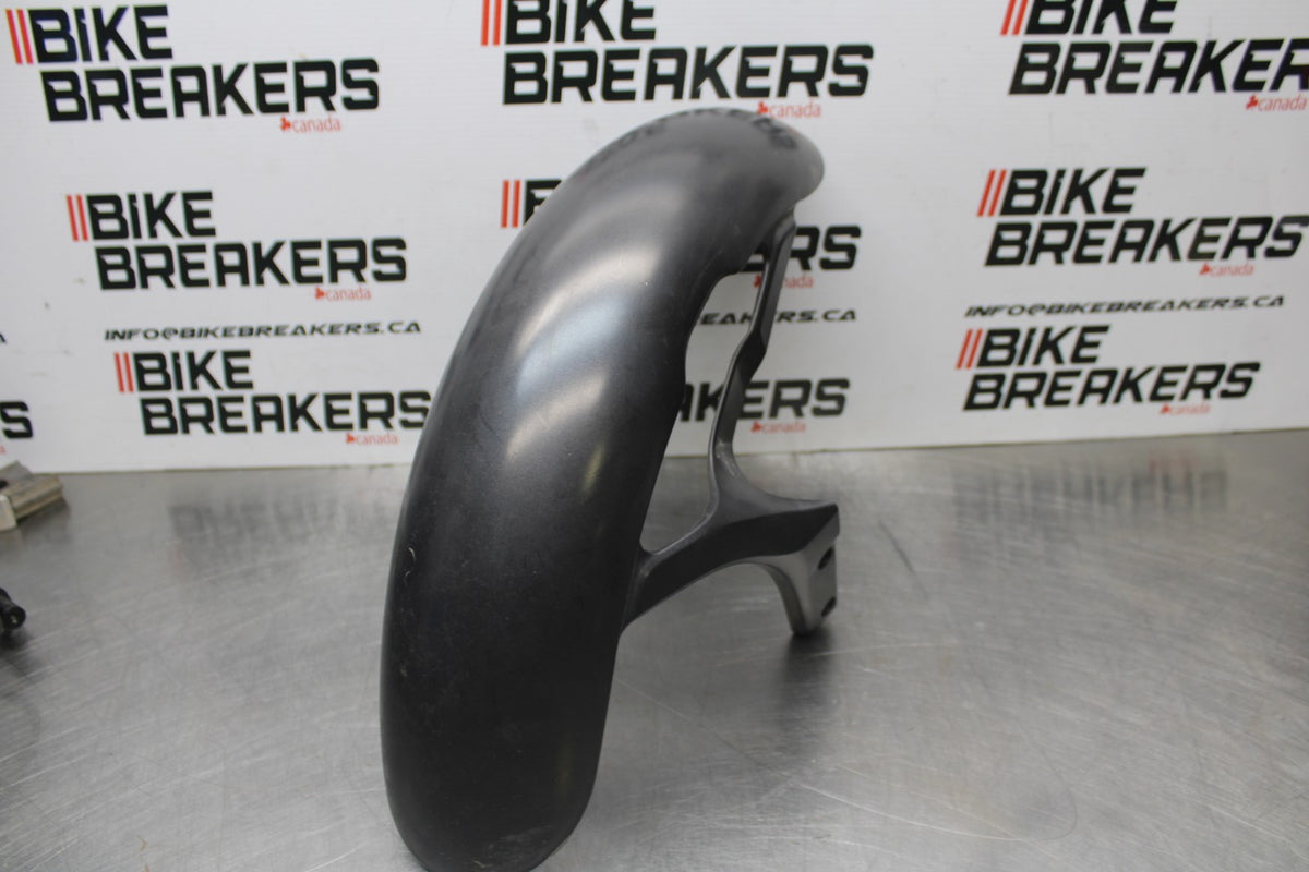 02 DUCATI MONSTER 620 FRONT WHEEL FENDER COWL FAIRING BB851