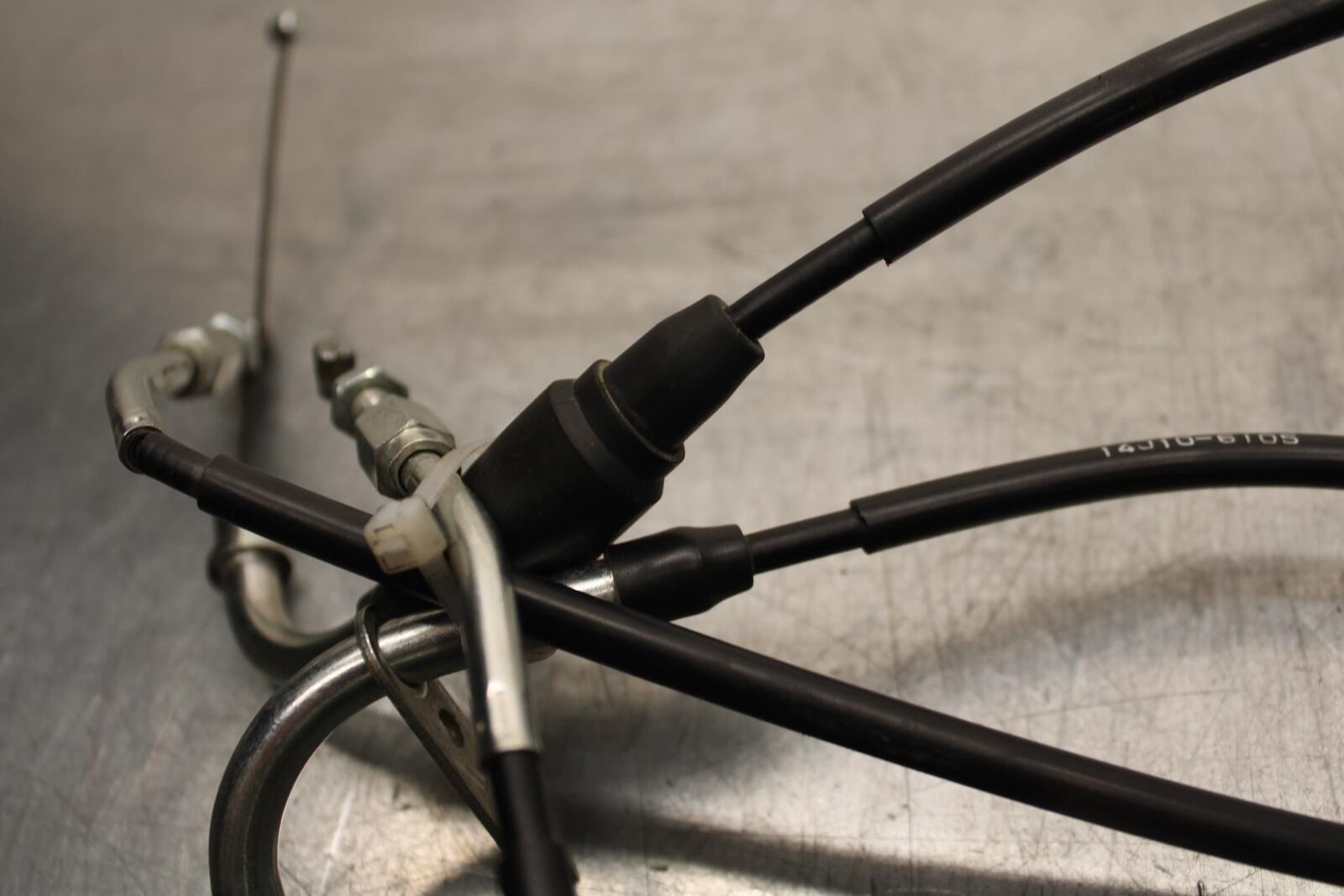 2017 Suzuki GSXR600 THROTTLE CABLES LINES 58300-14J00 58300-14J10 BB598