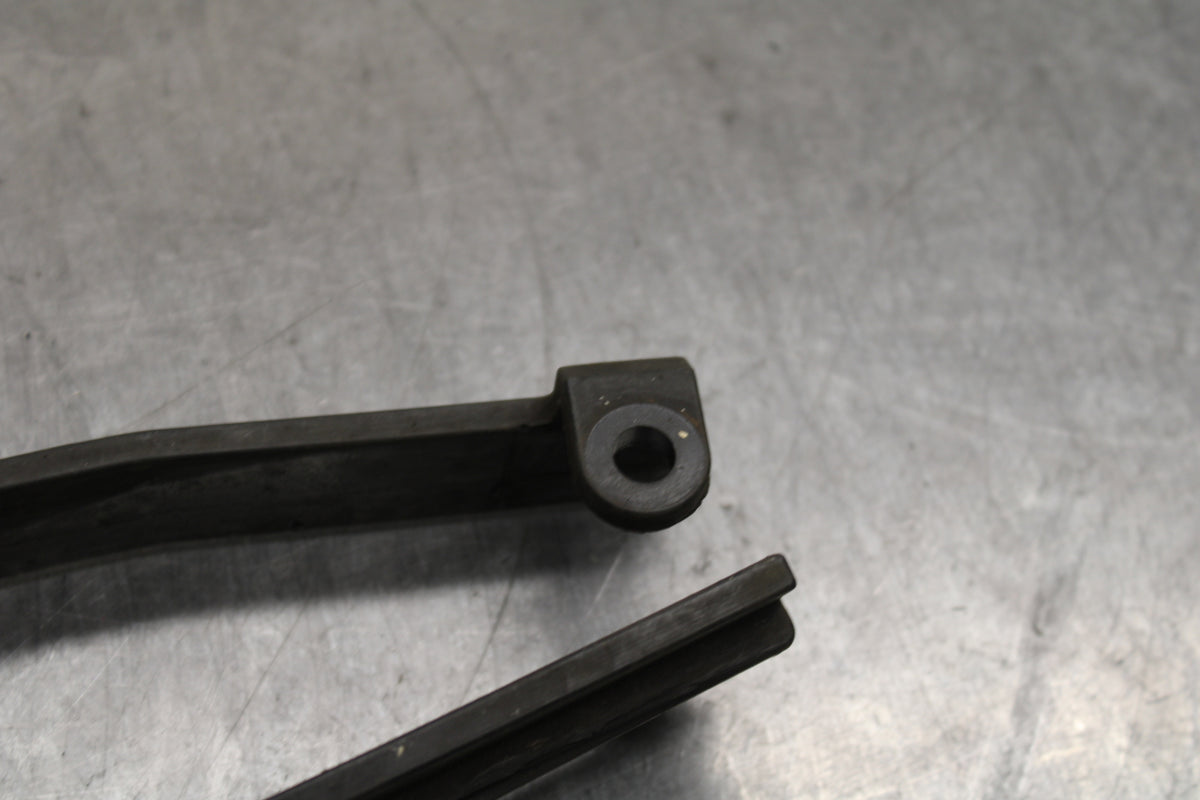 08-10 SUZUKI GSXR 600 SWINGARM CHAIN BUFFER SLIDER GUIDE BB130