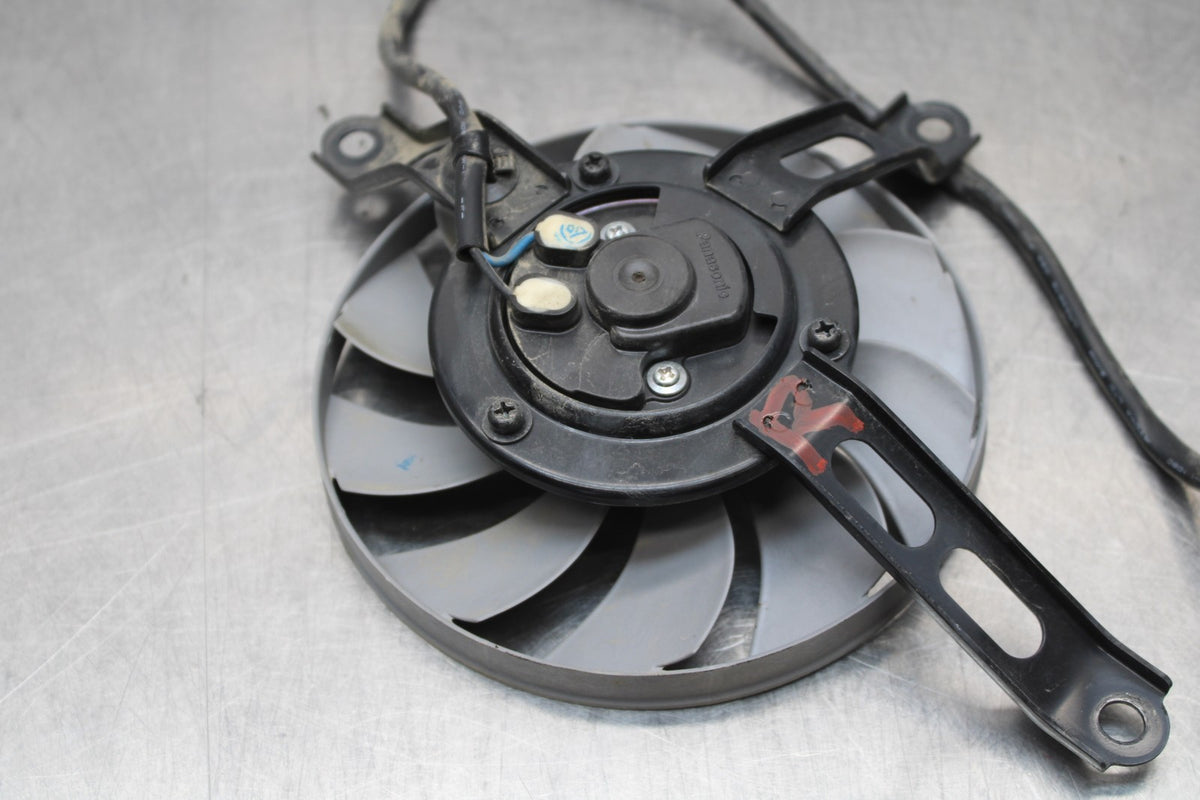 15-17 YAMAHA YZF R1 RIGHT ENGINE RADIATOR COOLING FAN MOTOR BB190