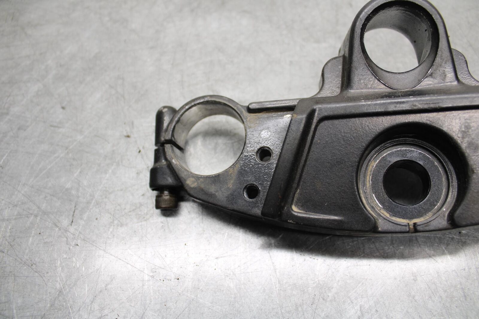 2001 Kawasaki Ninja ZX6 ZX600E FORKS UPPER TRIPLE TREE CLAMP BB547