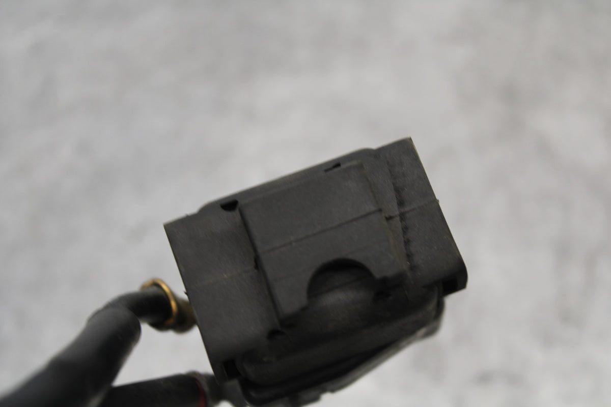04-05 SUZUKI GSXR600 ENGINE STARTER RELAY STARTING SWITCH 31800-35F00  BB658