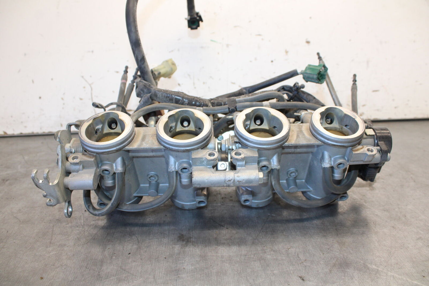 07-09 YAMAHA FZ6 MAIN FUEL INJECTORS / THROTTLE BODIES BB713