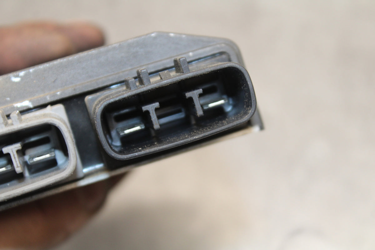 07-08 YAMAHA YZF R1 RECTIFIER VOLTAGE REGULATOR BB724
