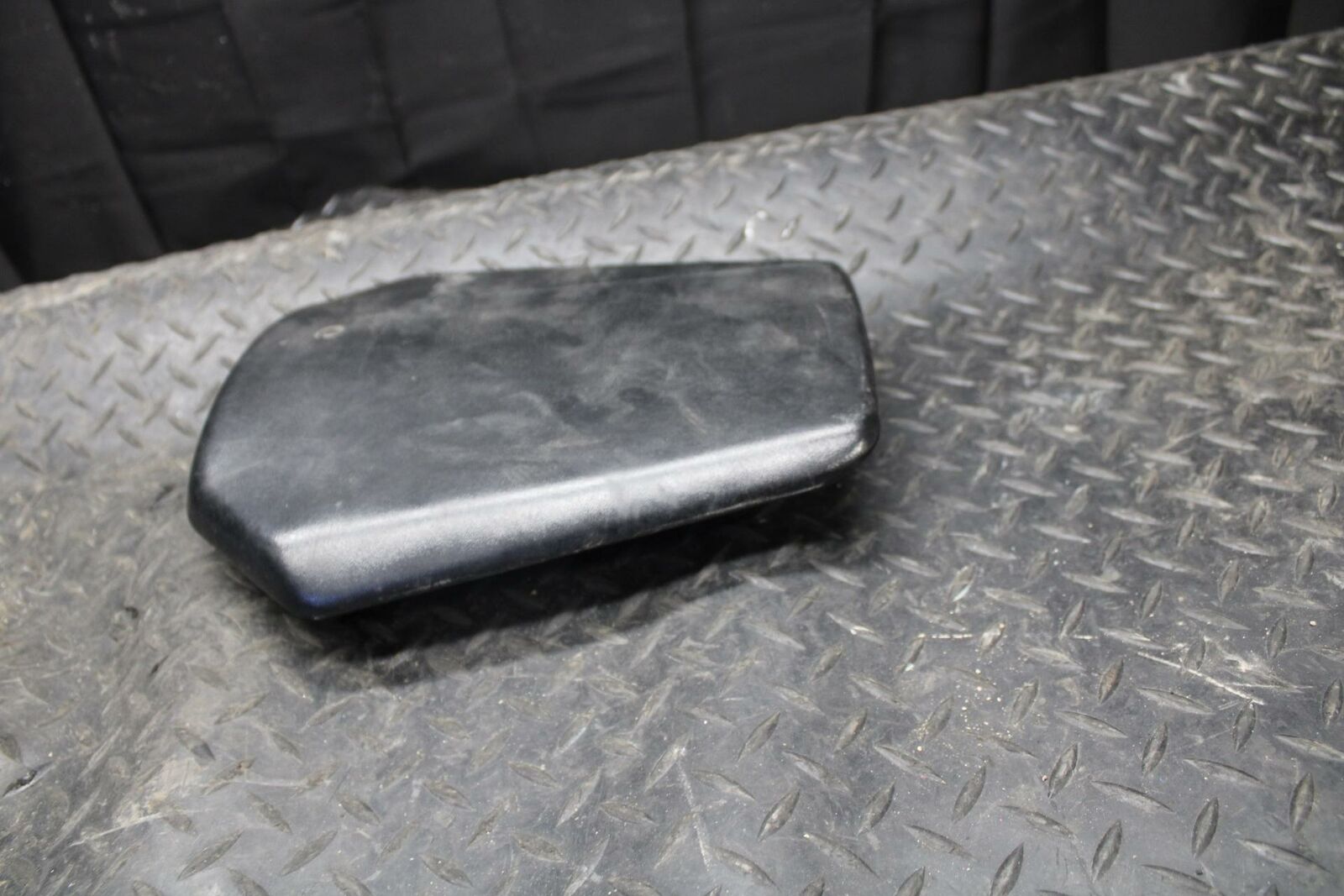 10-11 HONDA CBR1000RR REAR BACK PASSENGER TANDEM SEAT PAD SADDLE PILLION BB228