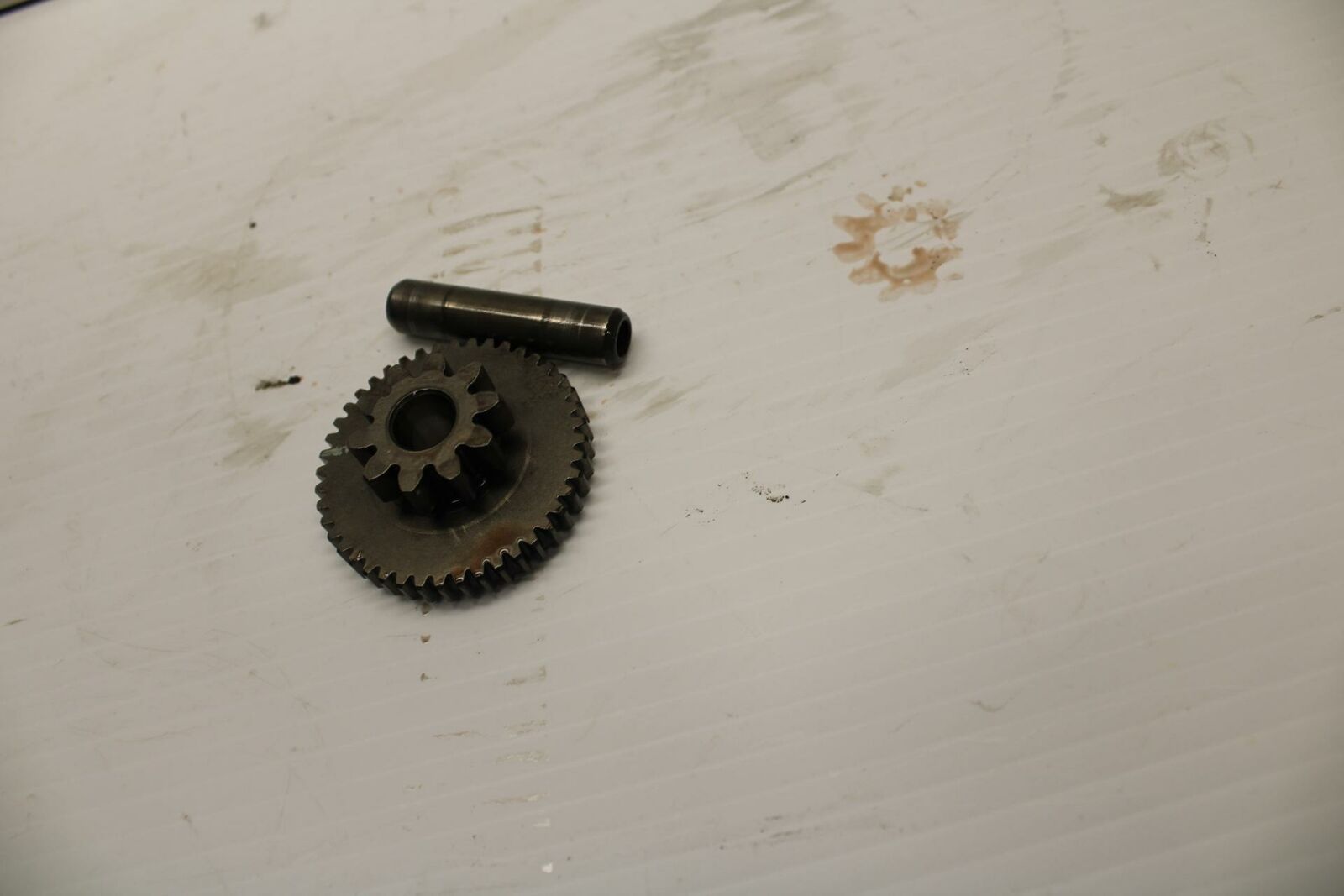 08-16 YAMAHA YZF R6 ENGINE MOTOR IDLER IDLING GEAR BB247
