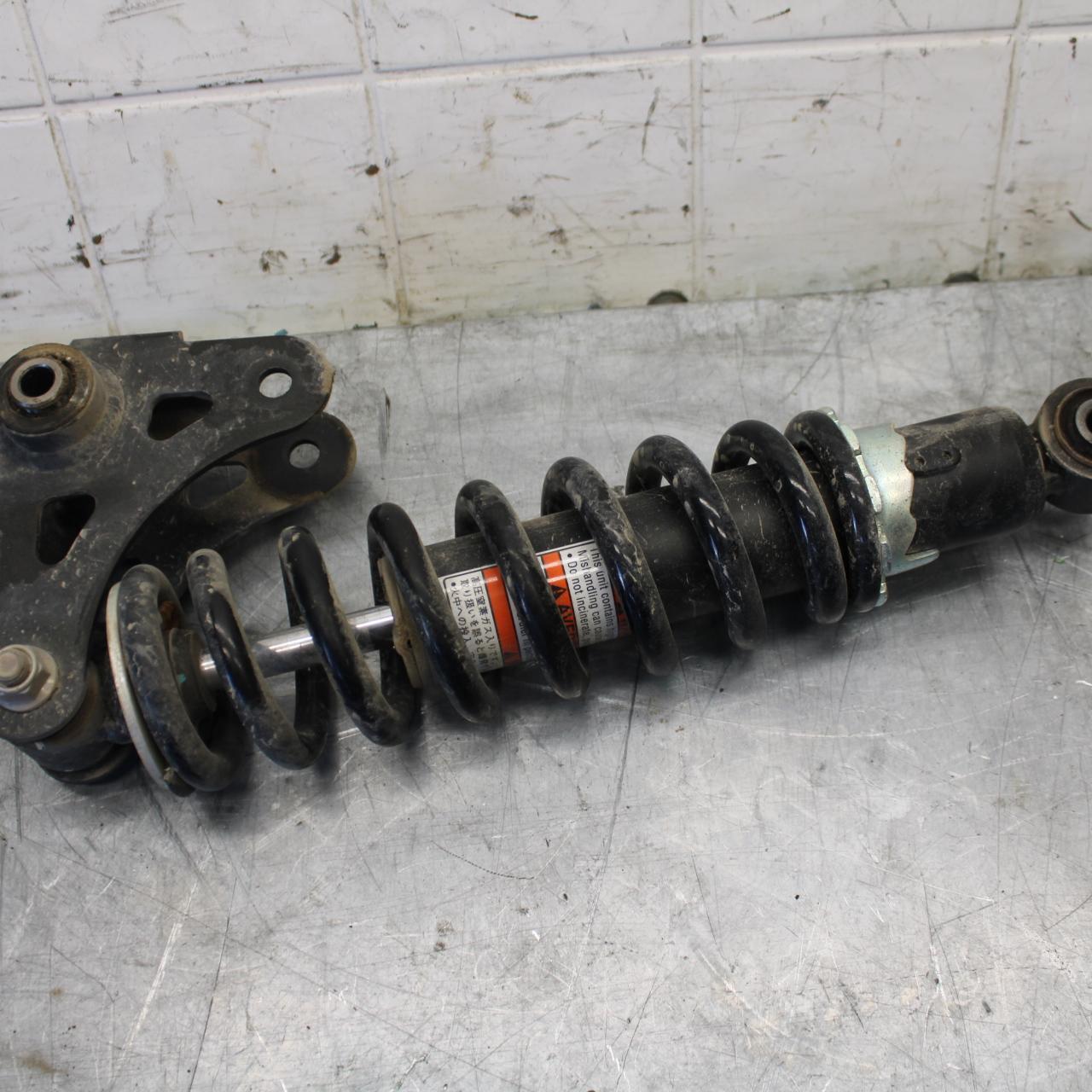 18 KAWASAKI Z 400 REAR BACK SHOCK ABSORBER SUSPENSION BB469