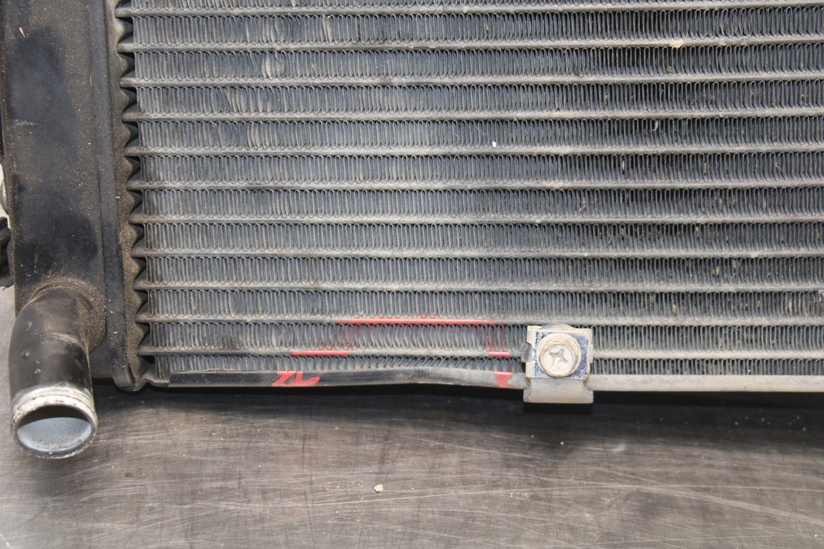 15 TRIUMPH TIGER 800 ENGINE RADIATOR MOTOR COOLER COOLING RADIATER BB873