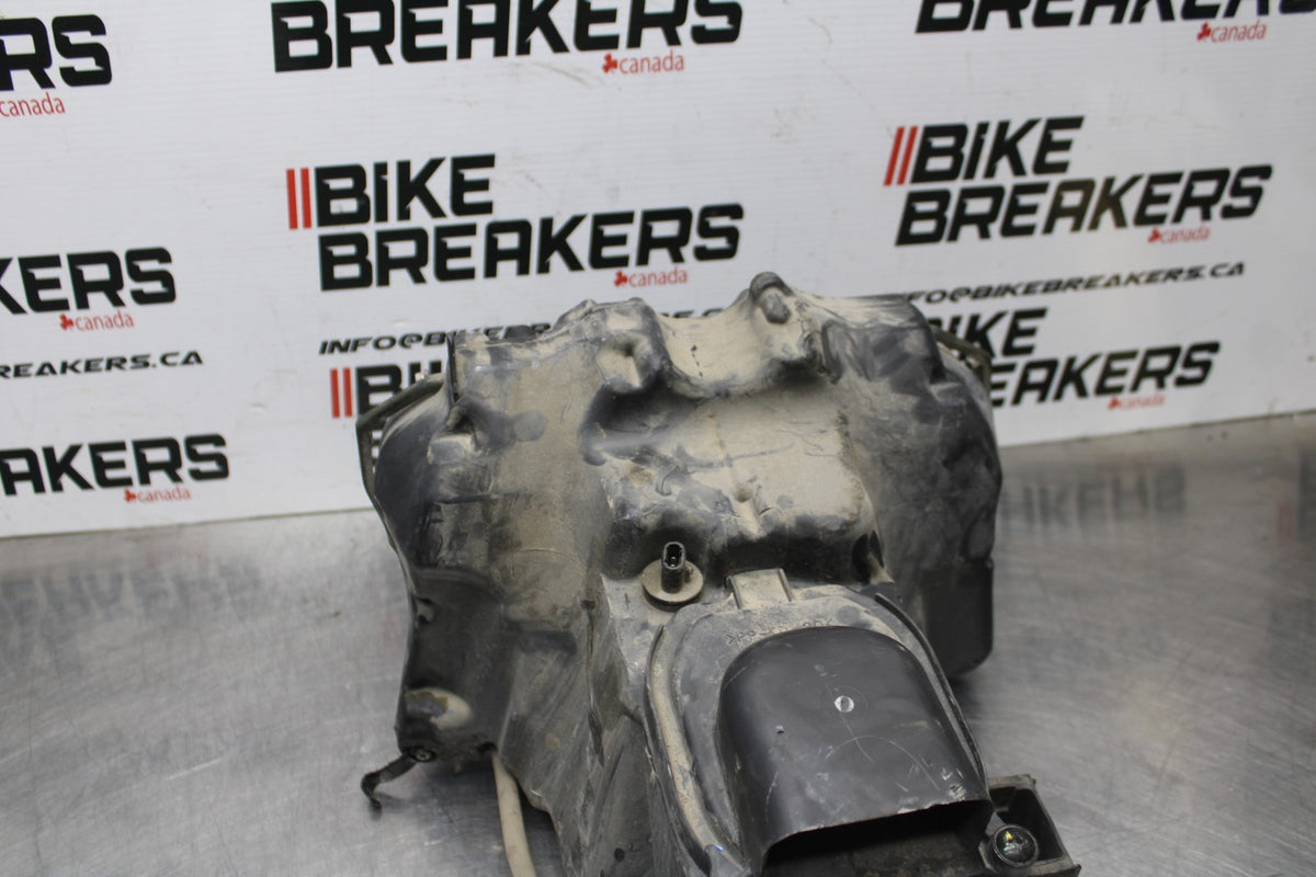 06 KAWASAKI Z750 AIRBOX AIR INTAKE FILTER BOX BB837
