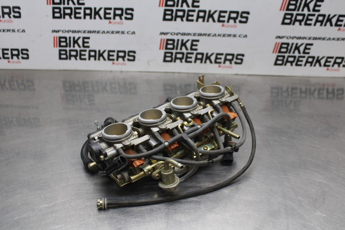 05 YAMAHA YZF R6 MAIN FUEL INJECTORS / THROTTLE BODIES BB858