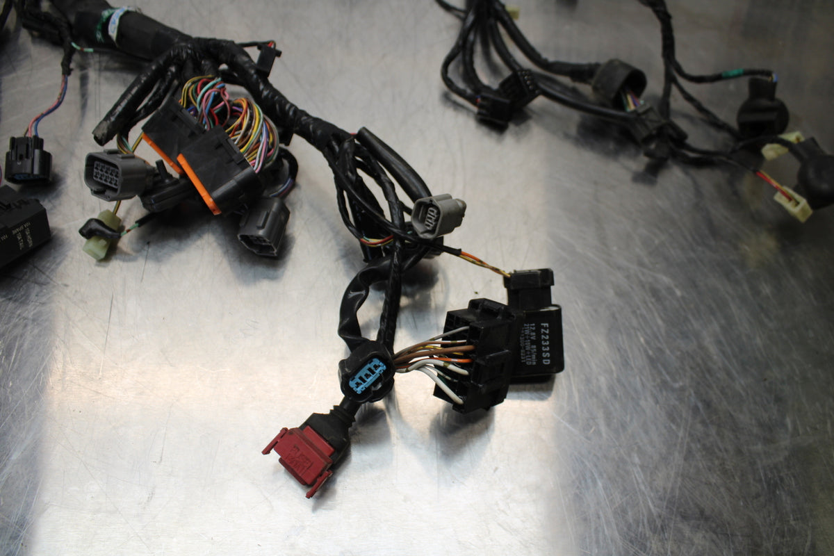 07 KAWASAKI Z1000 MAIN ENGINE WIRING HARNESS MOTOR WIRE LOOM BB148