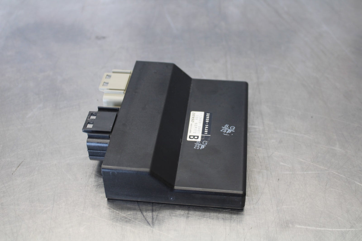 15-26 SUZUKI GSXR600 ECU COMPUTER CONTROLLER UNIT BLACK BOX ECM CDI  BB888