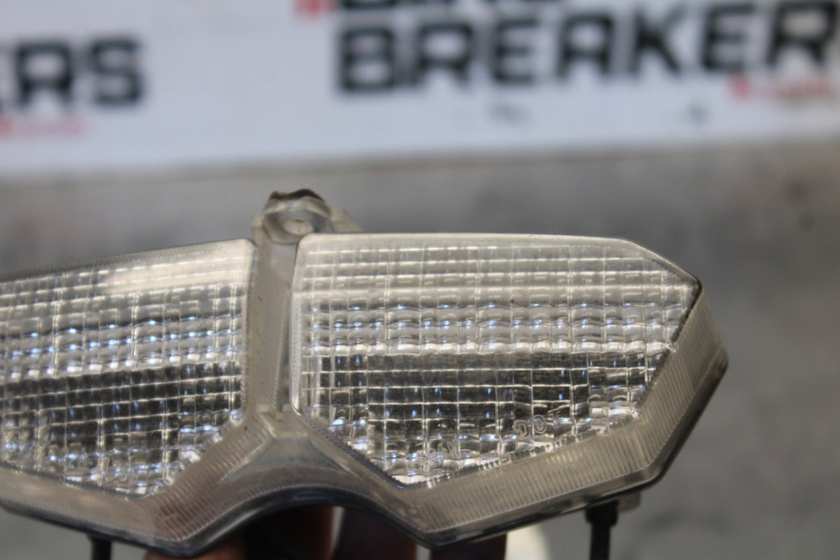 03-04 YAMAHA YZF R6 REAR TAIL TAILLIGHT BACK BRAKE LIGHT BB890