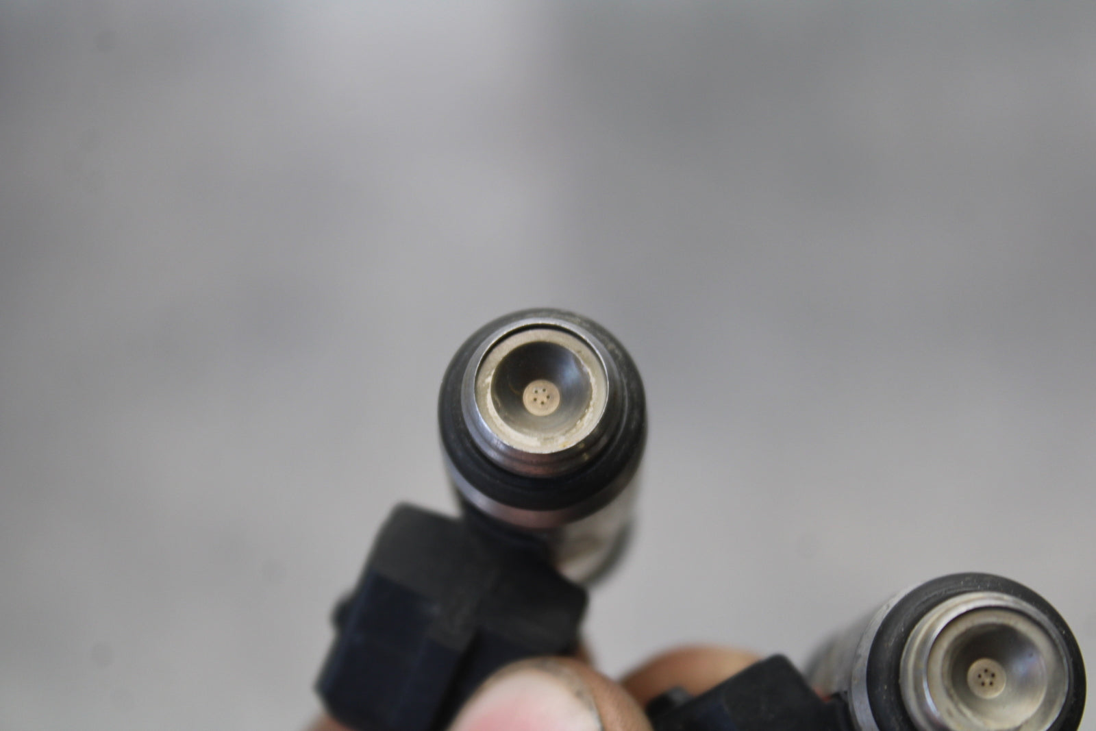 08 MOTO GUZZI BREVA 750 FUEL INJECTOR SET PAIR BB154