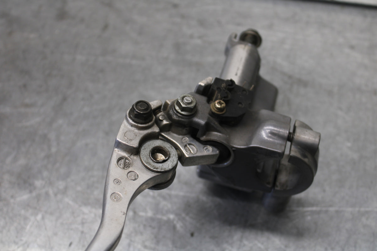 05-09 SUZUKI BOULEVARD C90 FRONT BRAKE MASTER CYLINDER BB692