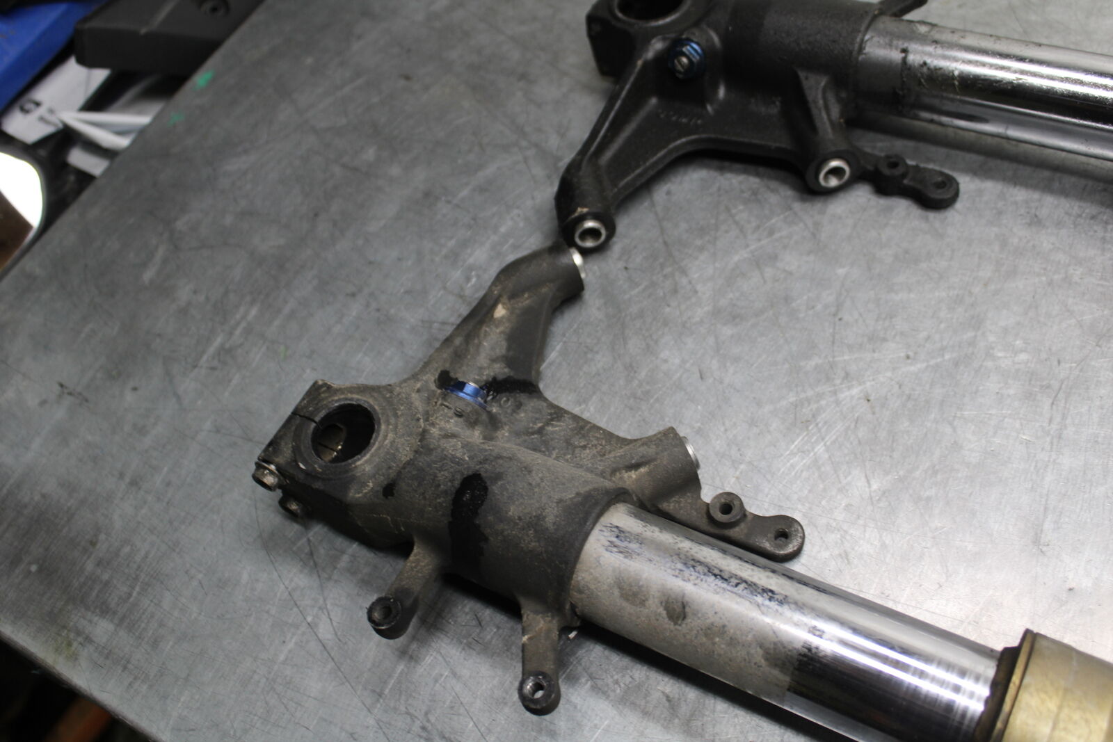 06-07 SUZUKI GSXR 600 FRONT FORKS SHOCK SUSPENSION SET PAIR BB737