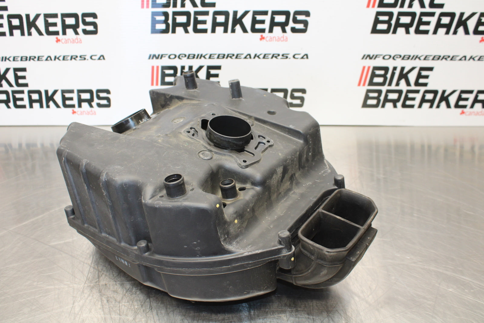 98-05 HONDA SUPER HAWK 1000 VTR1000F AIRBOX AIR INTAKE FILTER BOX BB152