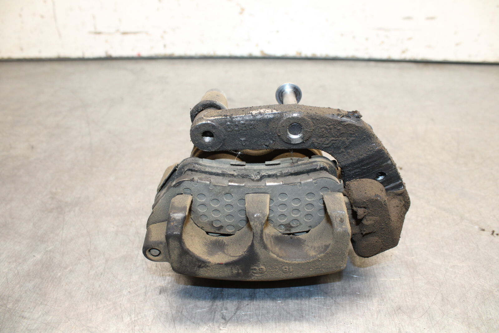 16-17 KAWASAKI VULCAN S 650 EN650 ABS RIGHT FRONT BRAKE CALIPER BB731