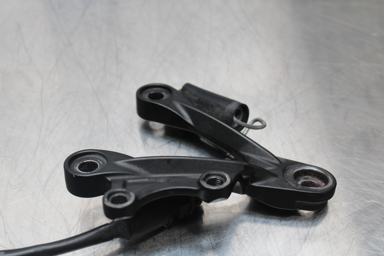 13-17 KAWASAKI NINJA ZX6R ZX636 ABS RIGHT REARSET REAR SET DRIVER FOOT PEG BB143