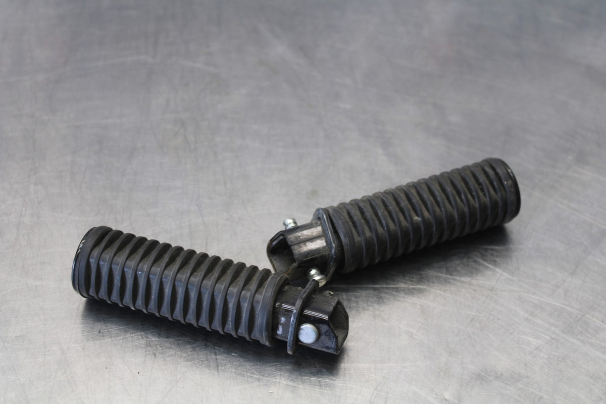 14 HONDA SHADOW 750 VT750C2B REAR PASSENGER FOOT STEP PEG SET BB867