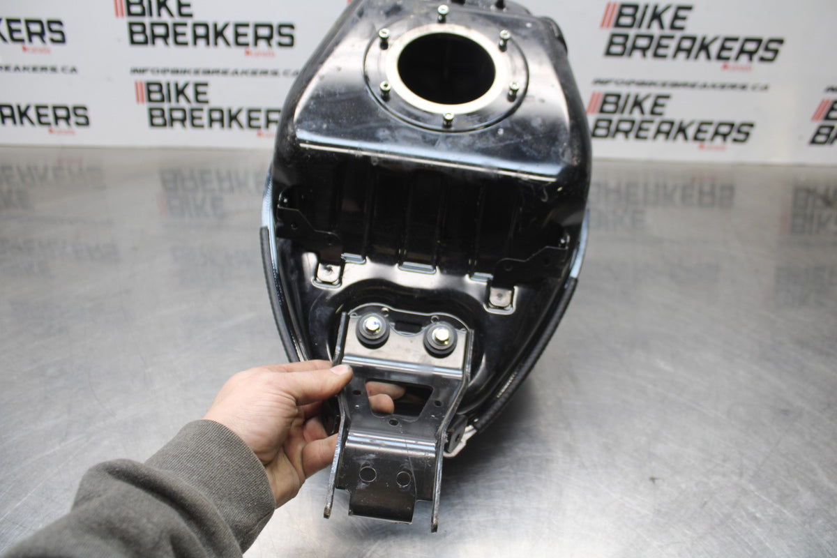 17-18 YAMAHA YZF R3 GAS TANK FUEL CELL PETROL RESERVOIR BB788