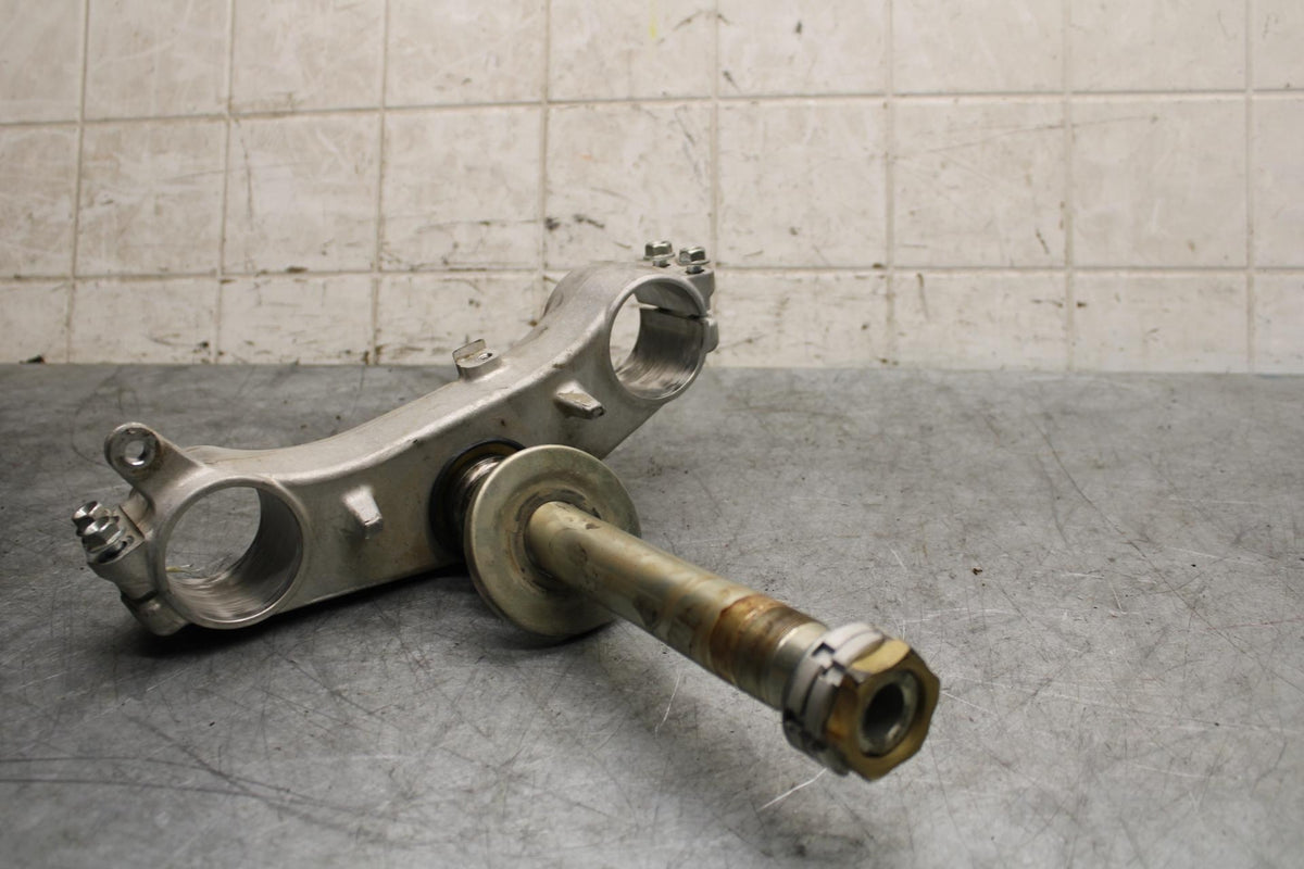 06-07 SUZUKI GSXR600 FRONT FORKS CLAMP LOWER TRIPLE TREE STEM BB543